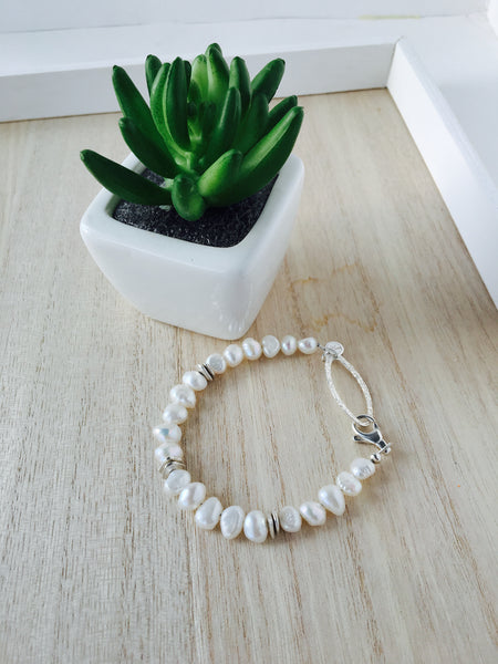 Organic Pearl Bracelet